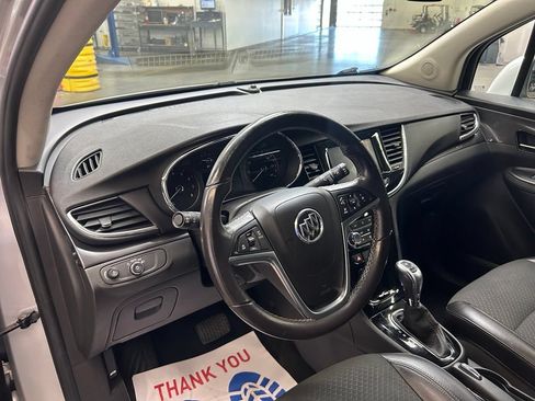 Used 2022 Buick Encore Preferred w/ Safety Package AWD/4WD image 20