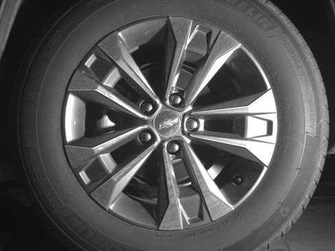 Used 2025 Nissan Rogue SV image 14