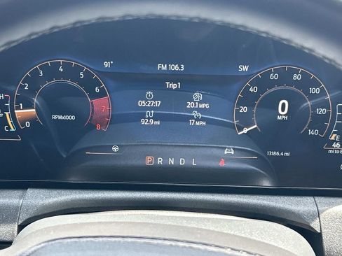 Used 2025 Ford Mustang Coupe RWD image 33