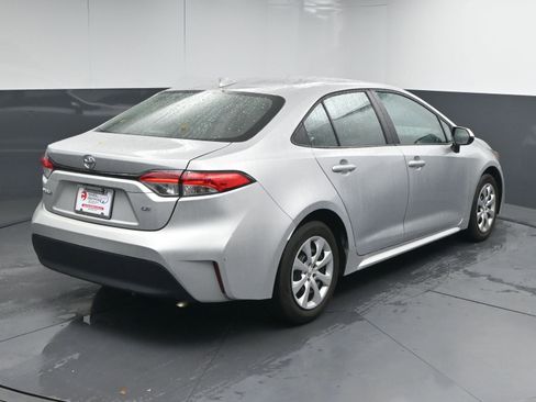 Certified 2024 Toyota Corolla LE image 8
