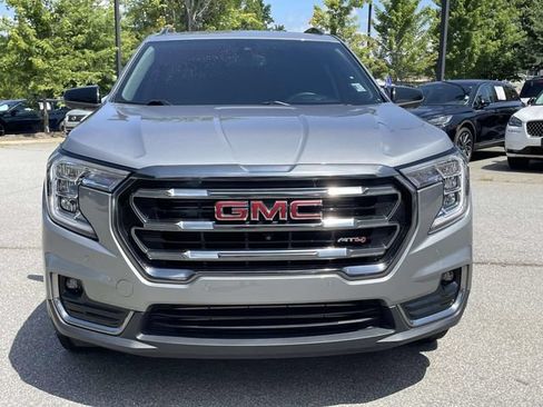 Used 2023 GMC Terrain AT4 w/ Tech Package AWD/4WD image 8