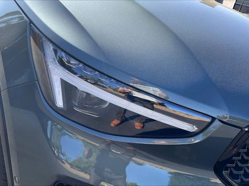 New 2026 Volvo XC40 B5 Plus w/ Protection Package Premier image 32