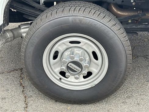 Used 2024 Ford F350 XL w/ Snow Plow Prep Package image 26