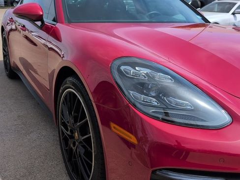 Used 2023 Porsche Panamera Platinum Edition image 1