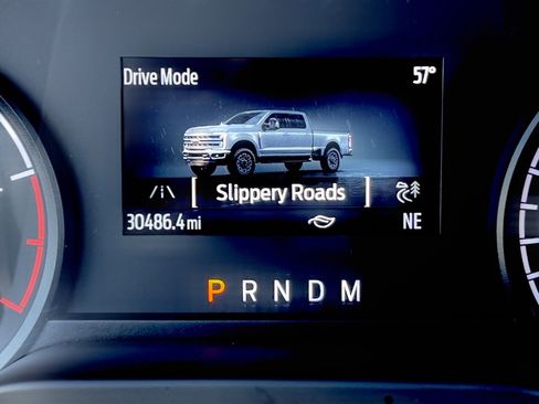 Used 2025 Ford F250 XLT w/ FX4 Off-Road Package image 24