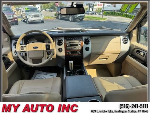 Used 2011 Ford Expedition XLT w/ 202A Rapid Spec Order Code AWD/4WD image 11