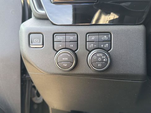 Used 2023 Chevrolet Silverado 1500 LTZ AWD/4WD image 20