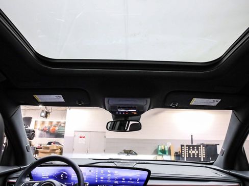 Used 2025 Buick Enclave Sport Touring w/ Power Package image 16