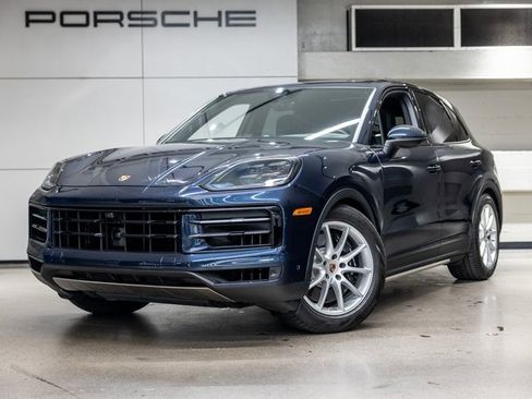 Certified 2025 Porsche Cayenne S image 1