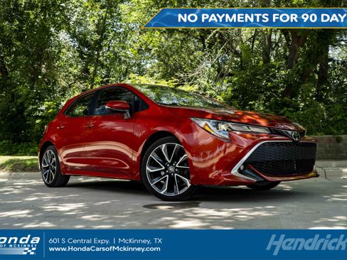 Used 2020 Toyota Corolla XSE FWD image 1