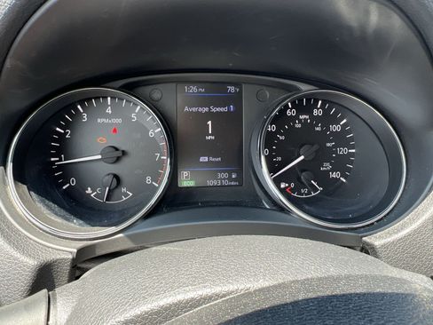 Used 2020 Nissan Rogue SL w/ Premium Package AWD/4WD image 14