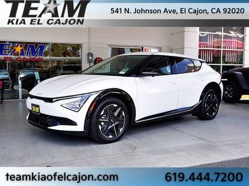New 2026 Kia EV6 Wind RWD image 5