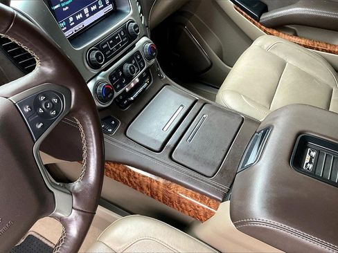 Used 2019 Chevrolet Suburban Premier w/ Max Trailering Package image 7