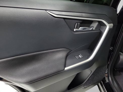 Certified 2023 Toyota RAV4 SE image 10