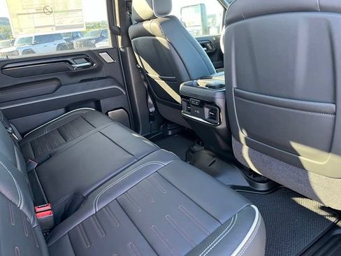 New 2026 GMC Sierra 2500 AT4X AWD/4WD image 24