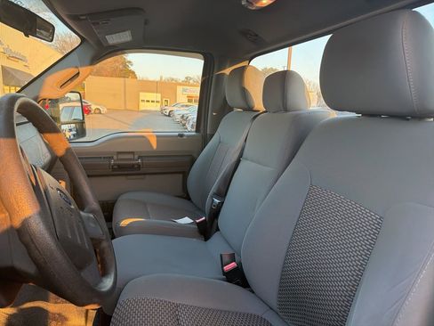 Used 2012 Ford F250 XL w/ PWR Equipment Group image 6