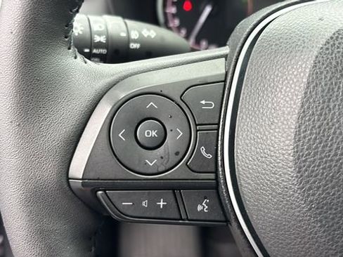 Used 2023 Toyota RAV4 XLE Premium AWD/4WD image 19