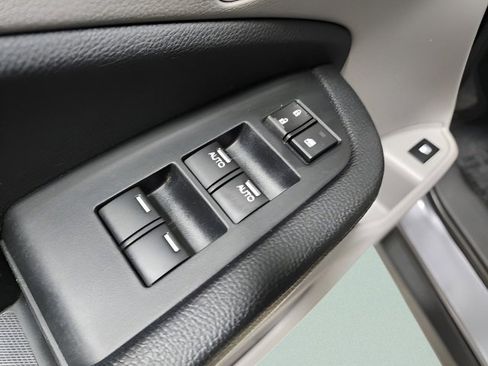 Used 2016 Honda Pilot LX image 23