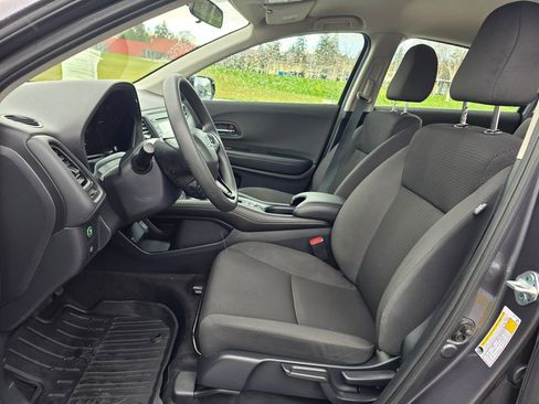 Used 2022 Honda HR-V LX image 11