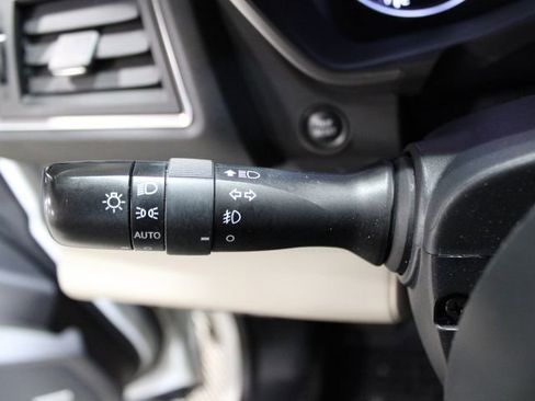 Used 2023 Subaru Ascent Limited w/ Technology Package image 38