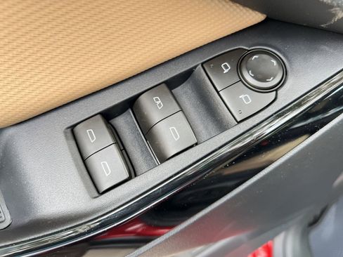 New 2026 Chevrolet Equinox ACTIV w/ Convenience Package III FWD image 22