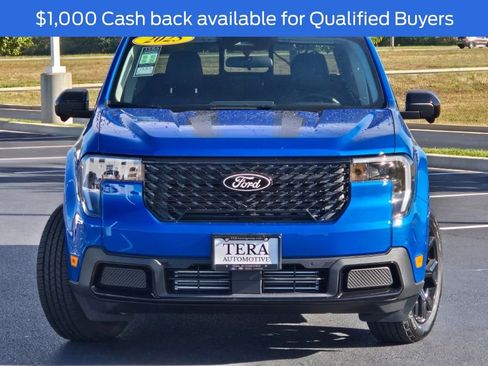 New 2025 Ford Maverick Lariat w/ Black Appearance Package image 2