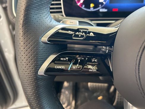 Used 2025 Mercedes-Benz GLS 450 4MATIC w/ AMG Line Exterior image 62