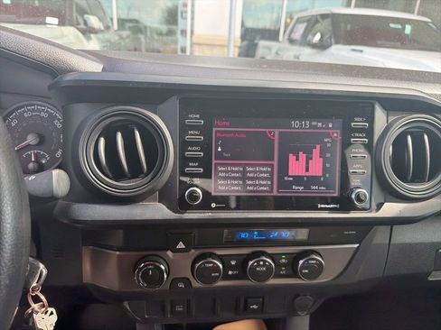 Used 2022 Toyota Tacoma SR AWD/4WD image 15