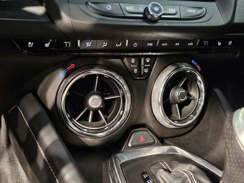 Used 2016 Chevrolet Camaro SS image 31