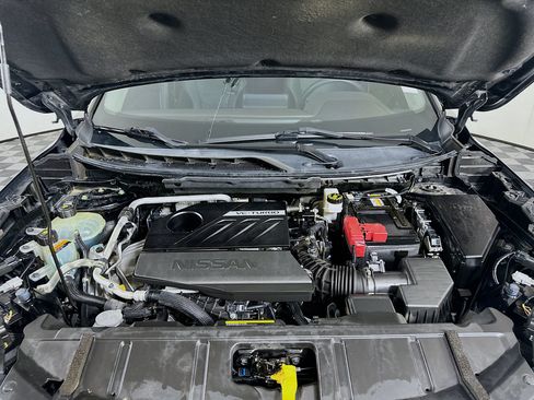 Used 2023 Nissan Rogue SV AWD/4WD image 32