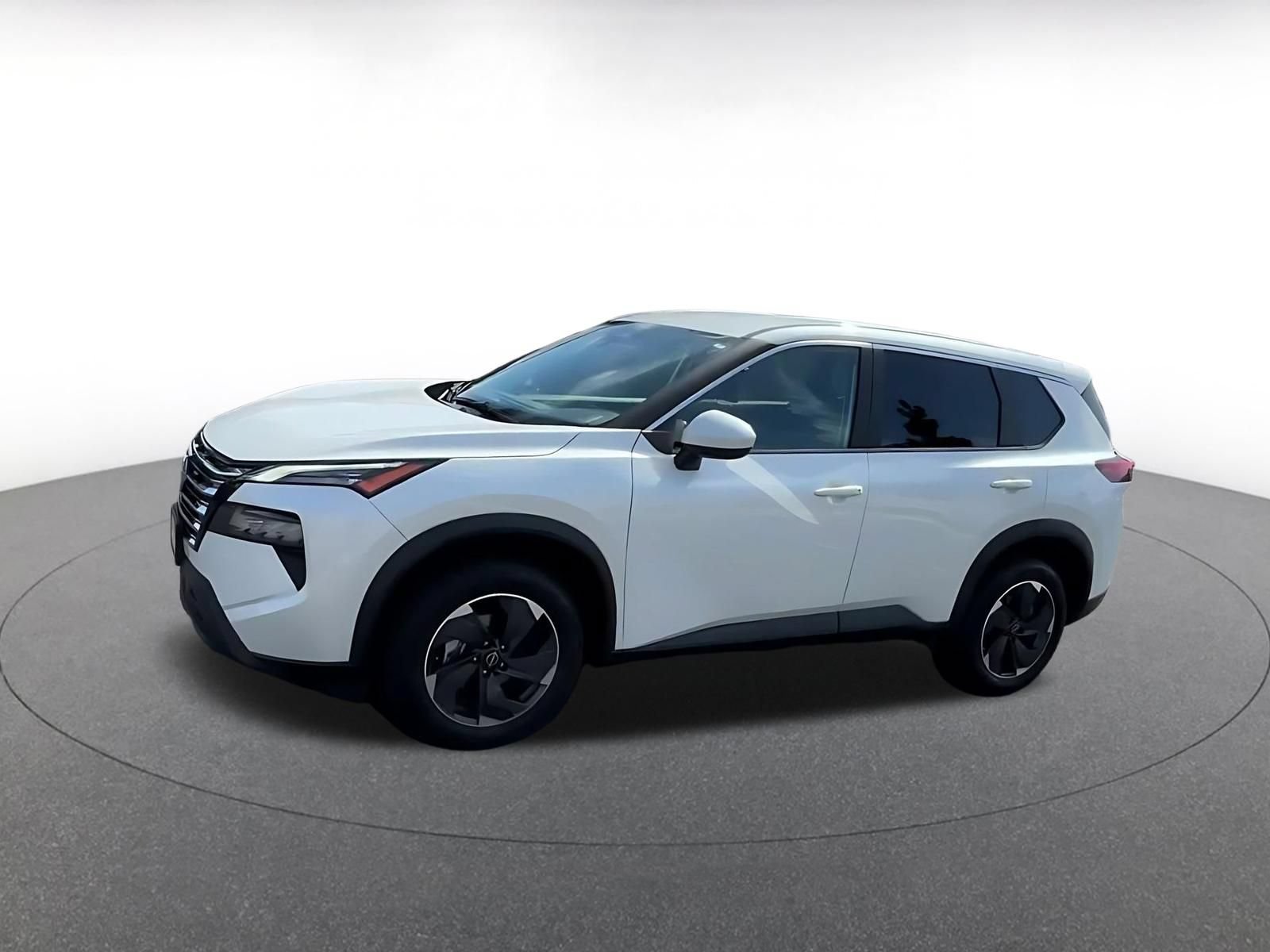 Used 2025 Nissan Rogue SV AWD/4WD image 7