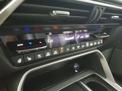 Certified 2025 MAZDA CX-70 Plug-In Hybrid w/ Premium Plus AWD/4WD image 27