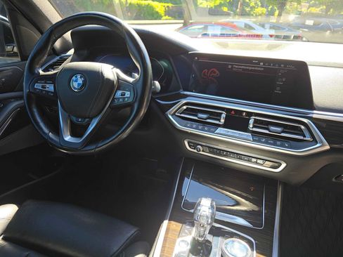 Used 2019 BMW X5 xDrive40i w/ Off-Road Package AWD/4WD image 11