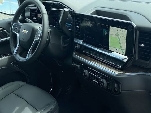 New 2026 Chevrolet Silverado 1500 LT image 44