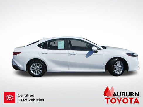 Certified 2025 Toyota Camry LE image 3