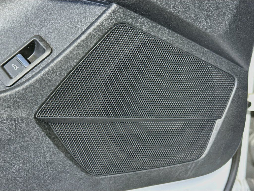 Used 2022 Audi Q4 e-tron Premium AWD/4WD image 18