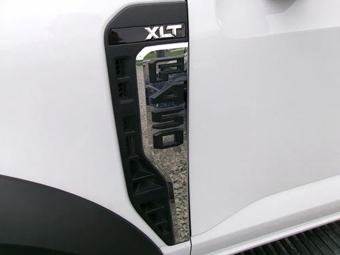 Used 2024 Ford F450 XLT w/ XLT Value Package AWD/4WD image 15