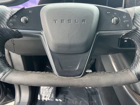 Used 2023 Tesla Model X AWD/4WD image 8