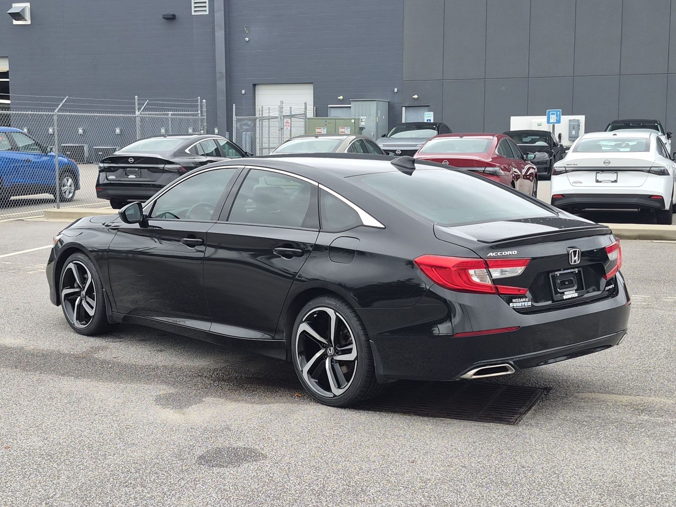 Used 2018 Honda Accord Sport image 6