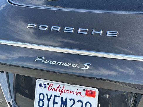 Used 2011 Porsche Panamera 4S image 14