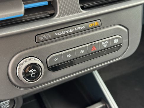 New 2026 Ford Maverick Lobo AWD/4WD image 19