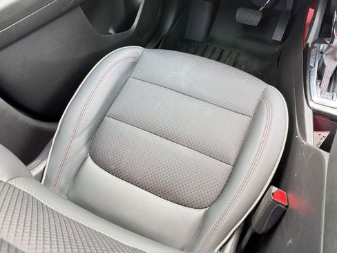 Used 2023 Chevrolet TrailBlazer RS w/ Sun and Liftgate Package FWD image 30