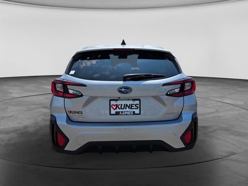 Used 2024 Subaru Crosstrek 2.0i AWD/4WD image 7