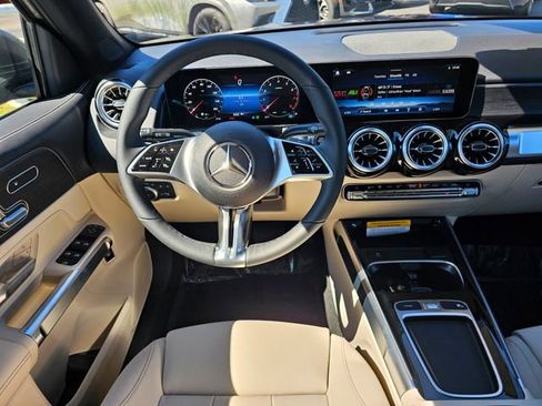 New 2026 Mercedes-Benz GLB 250 4MATIC image 27