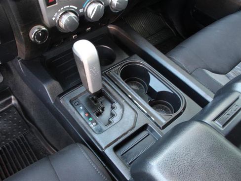 Used 2018 Toyota Tundra SR5 w/ SR5 Upgrade Package image 29