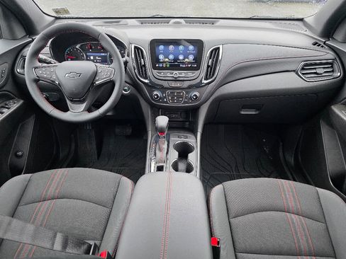 Certified 2023 Chevrolet Equinox RS image 2