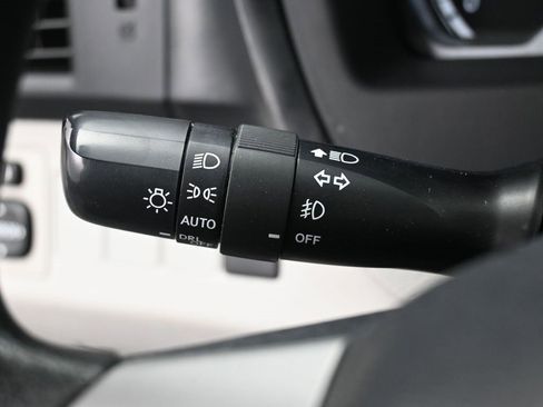 Used 2012 Toyota Venza LE image 18