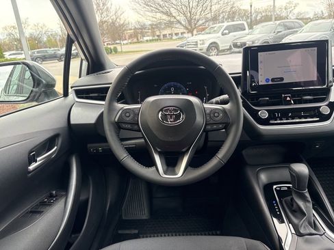 Used 2026 Toyota Corolla SE image 22