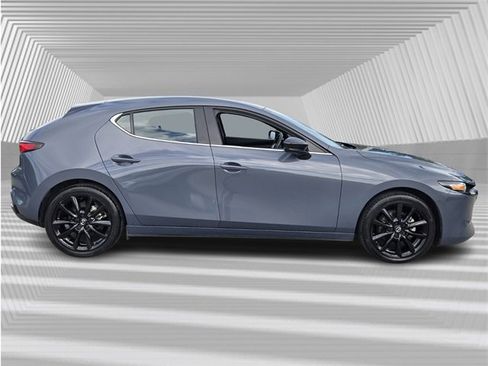 Used 2023 MAZDA MAZDA3 s image 3
