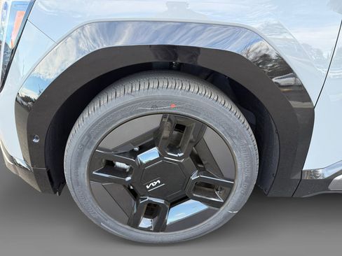 New 2026 Kia EV9 GT-Line image 9